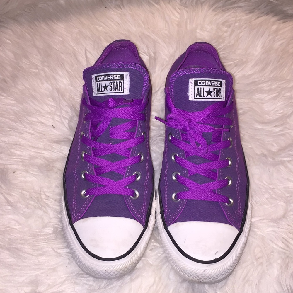 Purple converse chucks